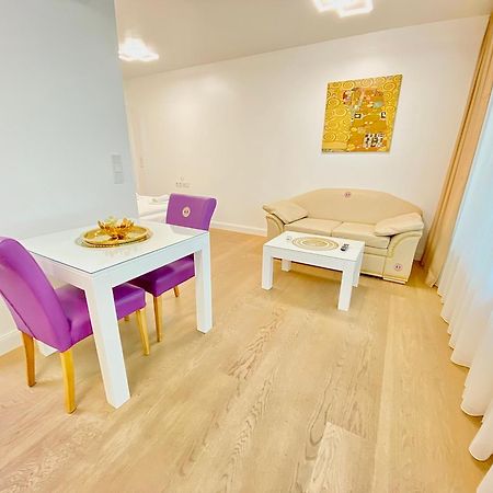 Steiner Residences Vienna Vorgartenstrasse Buitenkant foto