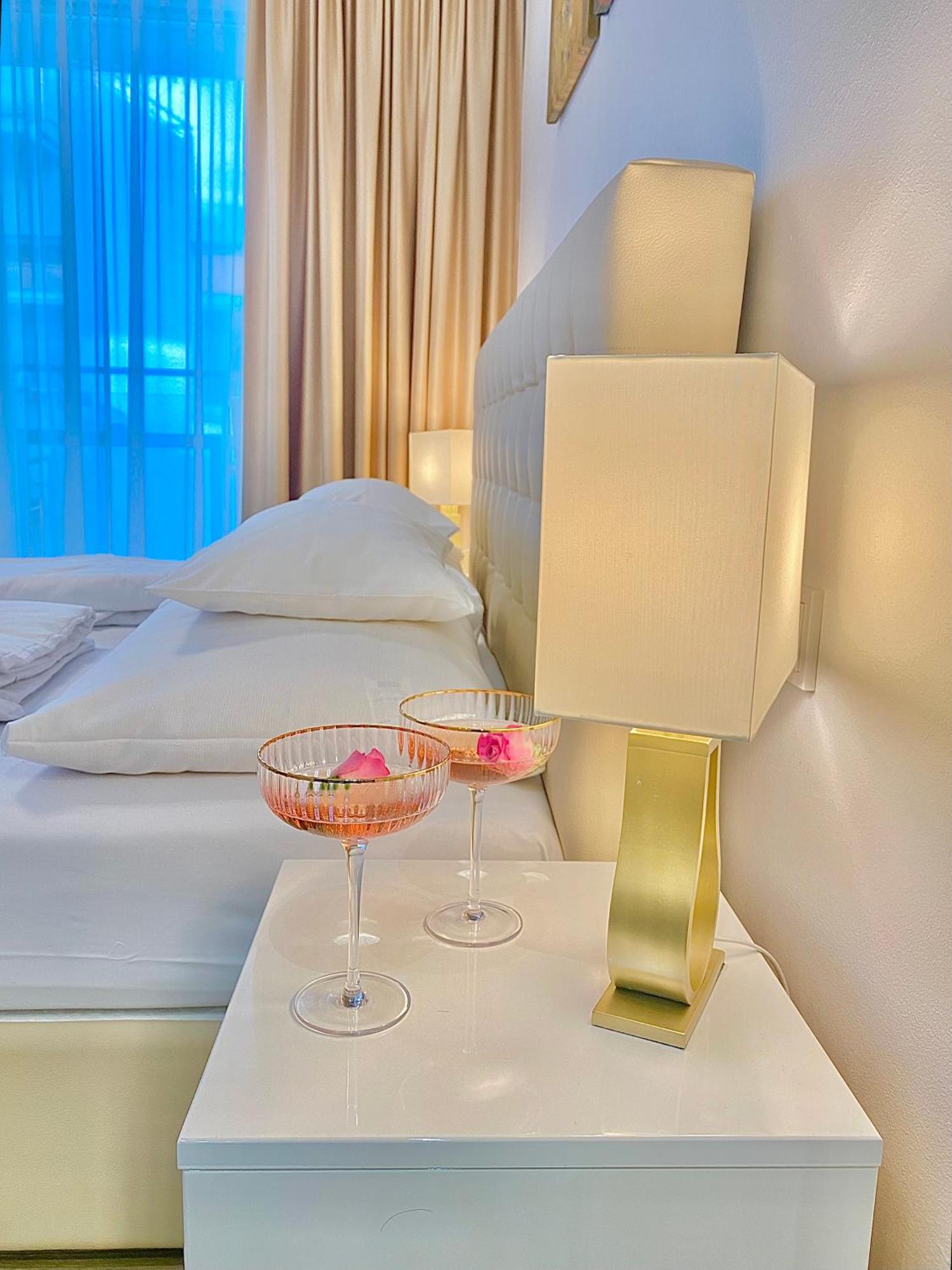 Steiner Residences Vienna Vorgartenstrasse Buitenkant foto